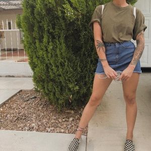 CUTE DISTRESSED MINI JEAN SKIRT